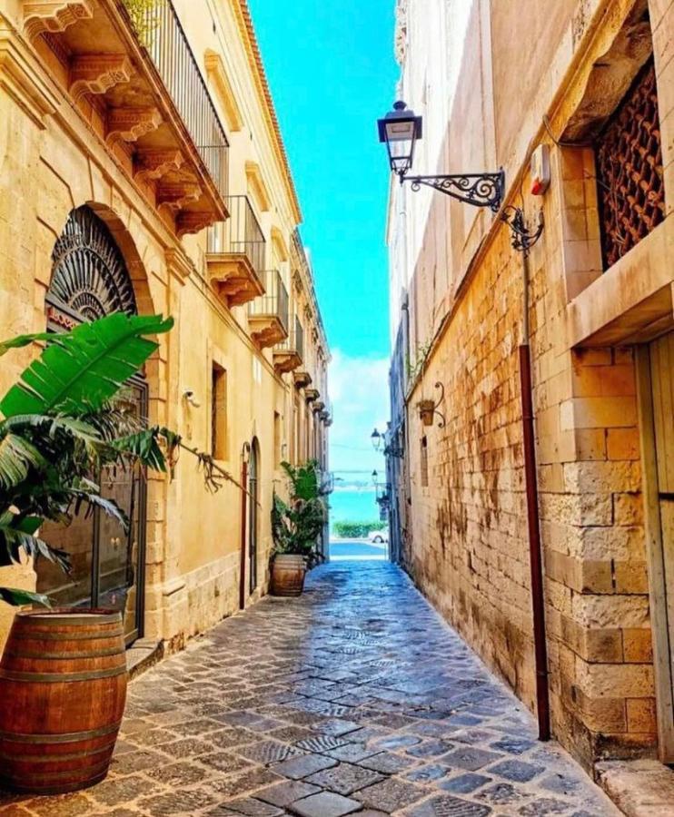 La Medusa D'ortigia Syracuse